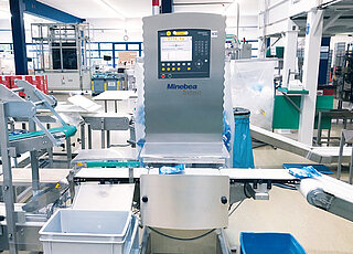 Il checkweigher Synus garantisce una misurazione affidabile