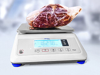  Puro ensures that portions of meat products are weighed accurately