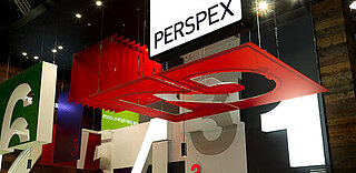 Solución de pesaje para el fabricante de vidrio acrílico Perspex International