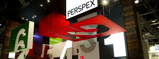 Soluzione di pesatura per il produttore di vetro acrilico Perspex International